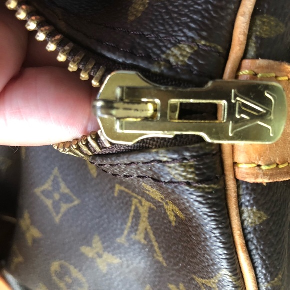 SOLD—Authentic Louis Vuitton Keepall Bandolier 55 - Picture 8 of 8